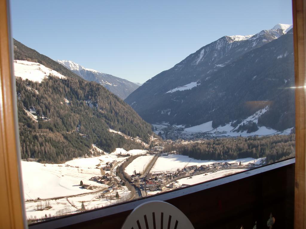 Grossstahlhof Mountain & Panorama View Apartment Ahrntal Room photo